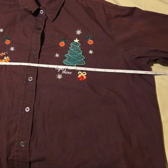 Disney Winnie The Pooh Embroidered Christmas Button Down Maroon Blouse size XL - Picture 6 of 9